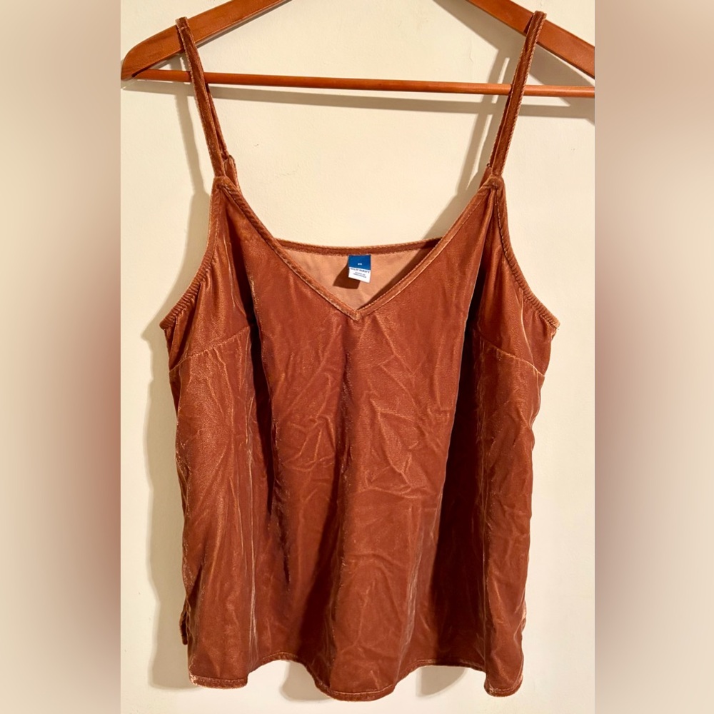 Old Navy Women’s Velvet/Velour Brown Camisole Adjustable Straps Tank Top Sz Med - Picture 2 of 13